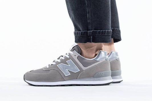 What to Wear With New Balance 574 (Fashion Tips)